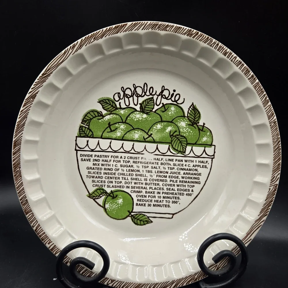 CottageCore Apple Pie Recipe Dish 11
